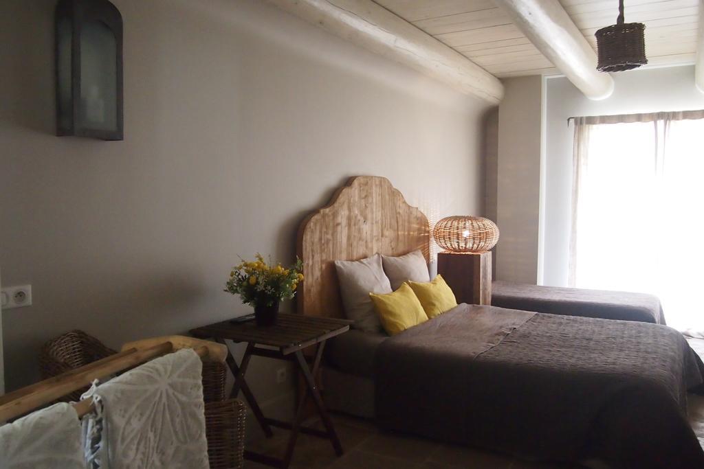 La Maison Des Collines Hotel Allemagne-en-Provence Kamer foto
